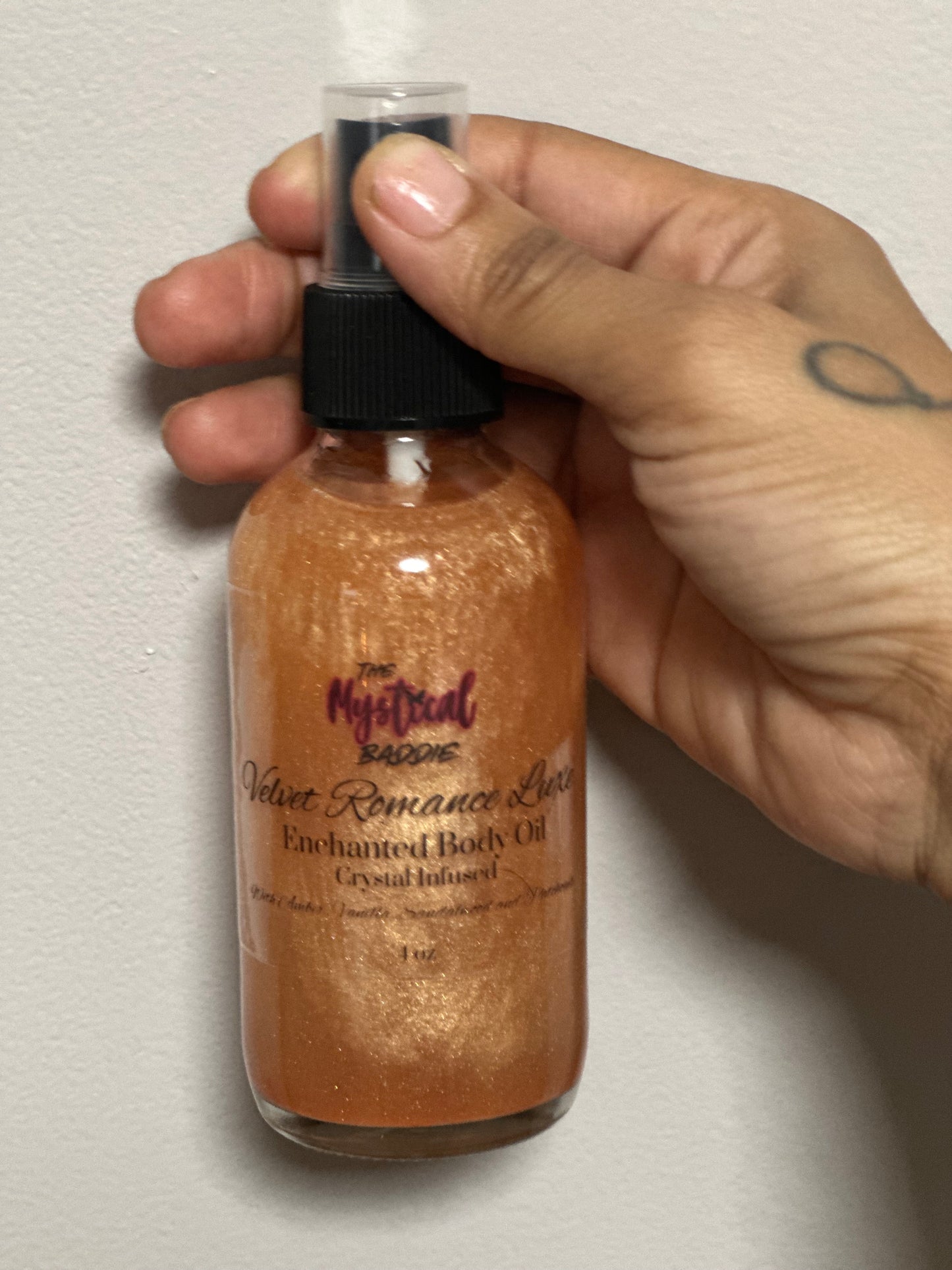 Velvet Romance Luxe Enchanted Body Oil with Rose Quartz and Garnet
